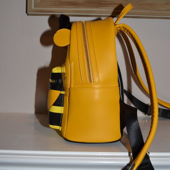 Loungefly Funko Pop Disney Winnie The Pooh Bee Mini Backpack Exclusive main image 7